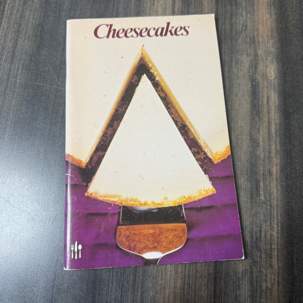 Irena Chalmers Cookbooks Cheesecakes Recipes‎ 1981 Vintage Cookbook